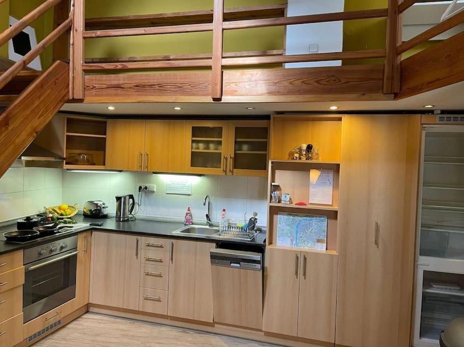 Apartament Cozygem Apt 2 Mins Walk Charles Bridge *